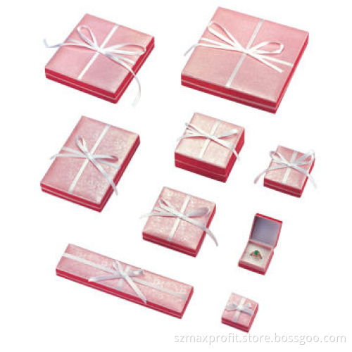 Cardboard Gift Box in Pink Color, Section of Ribbon, Various Sizes Available